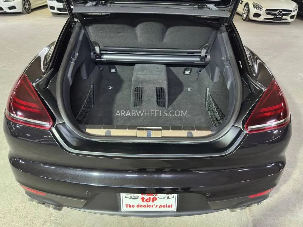 Porsche Panamera 2014 for Sale in Dubai Image-12