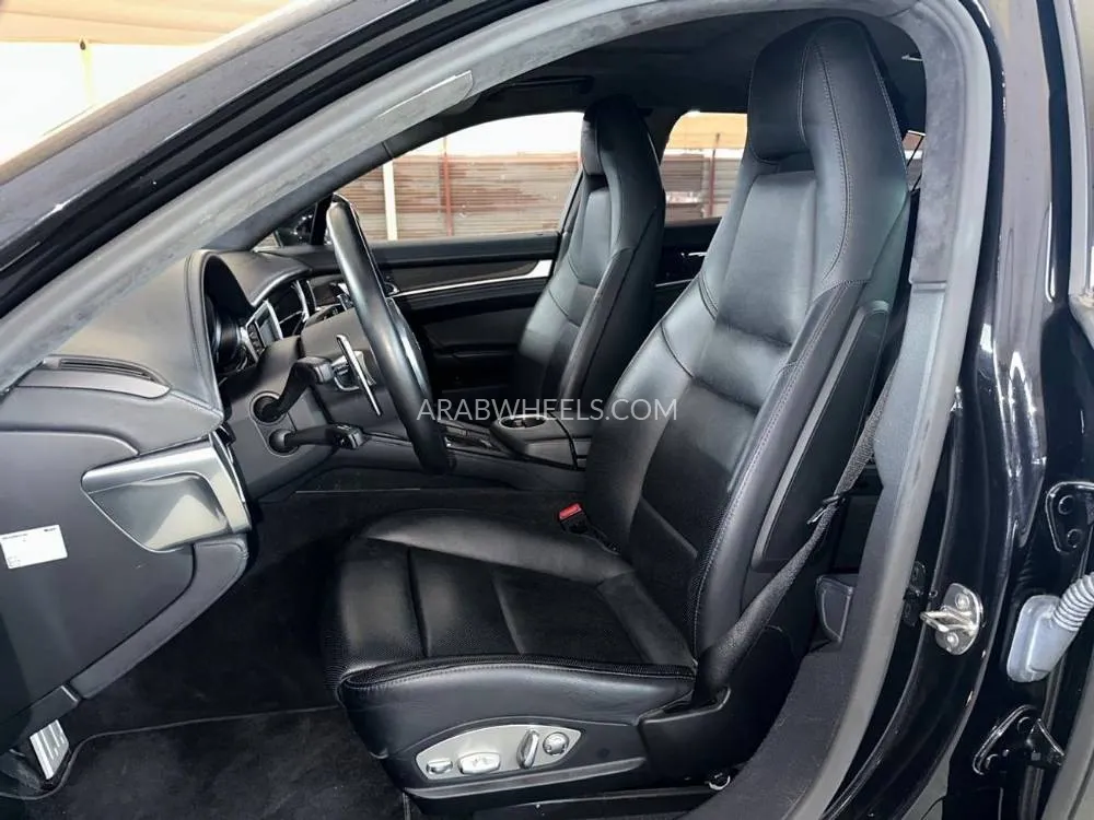 Porsche Panamera 2014 for Sale in Dubai Image-13