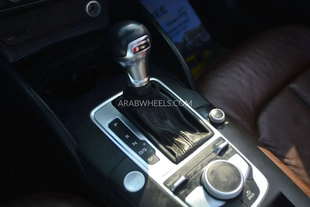 Audi A3 2018 for Sale in Sharjah Image-15