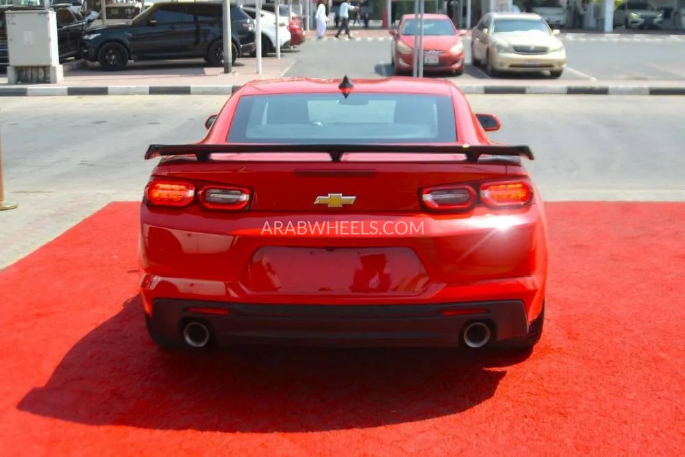 Chevrolet Camaro 2024 for Sale in Sharjah Image-7
