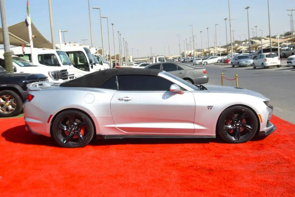 Chevrolet Camaro 2019 for Sale in Sharjah Image-24