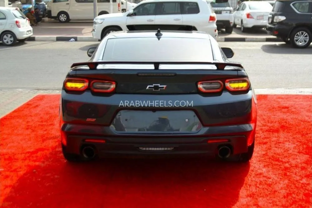 Chevrolet Camaro 2019 for Sale in Sharjah Image-7