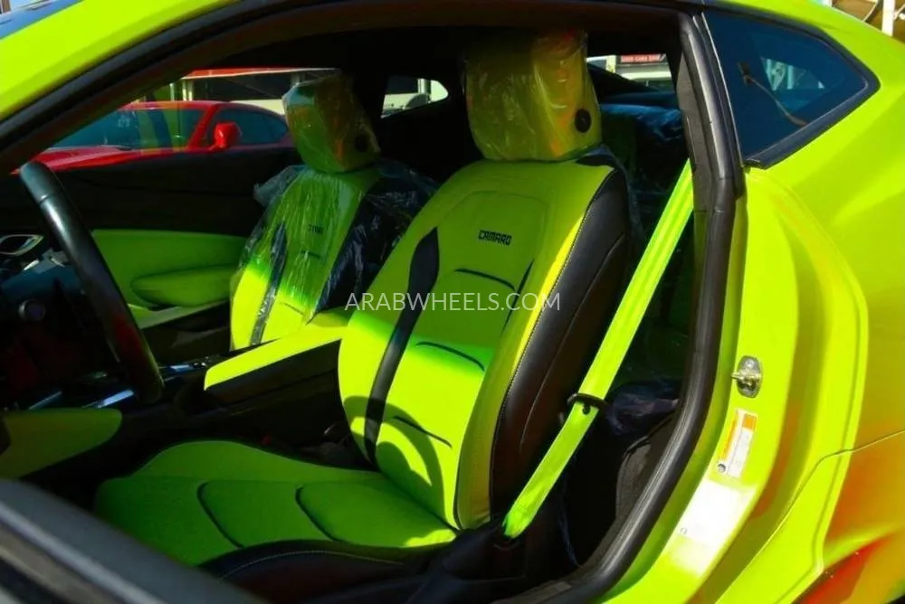 Chevrolet Camaro 2022 for Sale in Sharjah Image-7