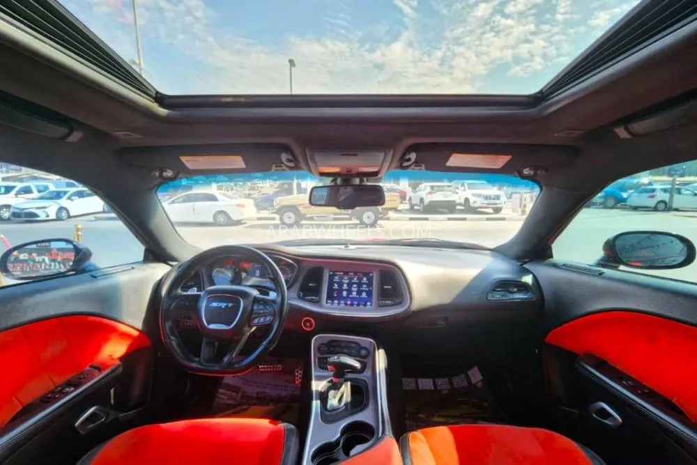 Dodge Challenger 2022 for Sale in Sharjah Image-8