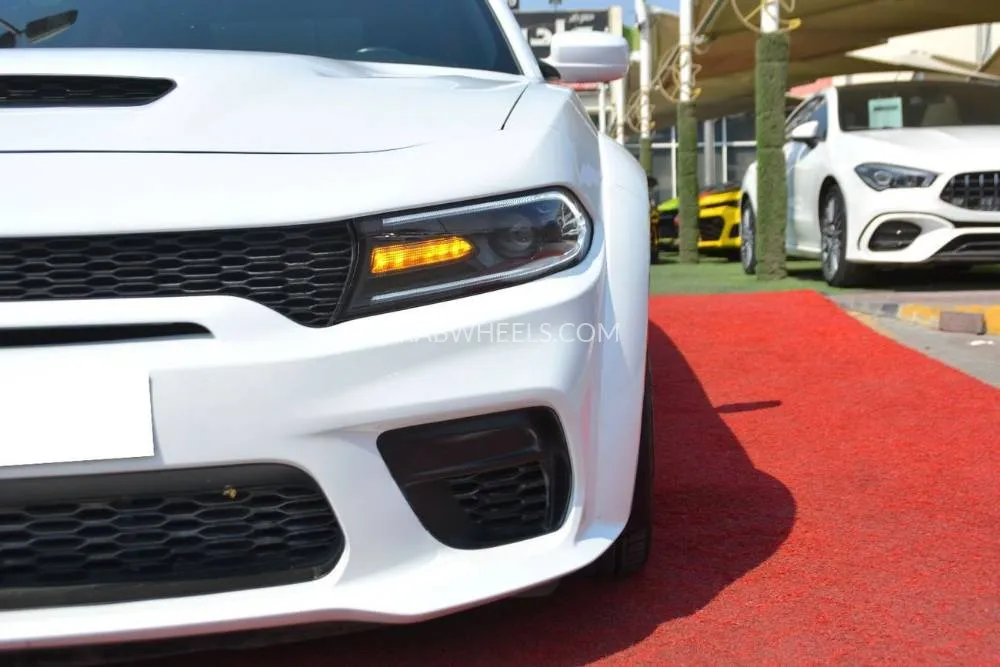 Dodge Charger 2020 for Sale in Sharjah Image-8