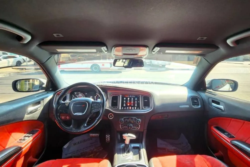 Dodge Charger 2020 for Sale in Sharjah Image-10