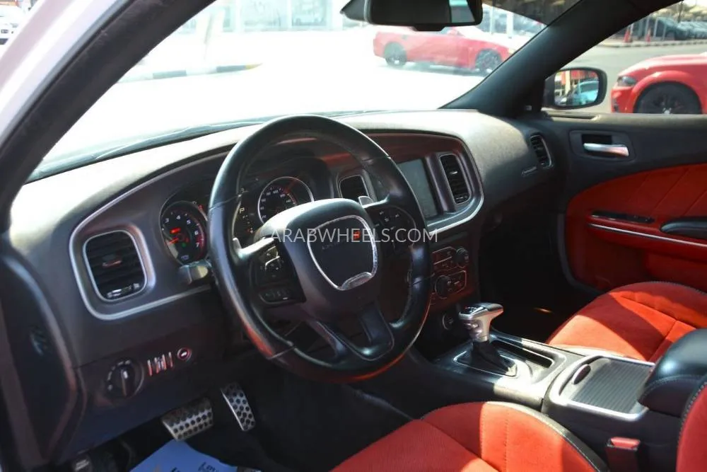 Dodge Charger 2020 for Sale in Sharjah Image-11