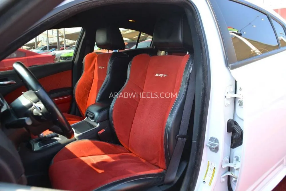 Dodge Charger 2020 for Sale in Sharjah Image-12