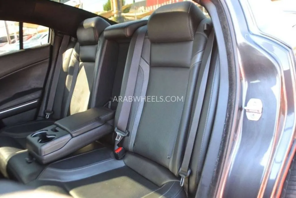 Dodge Charger 2021 for Sale in Sharjah Image-12