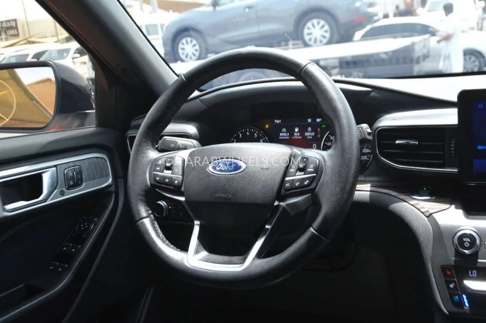 Ford Explorer 2020 for Sale in Sharjah Image-16