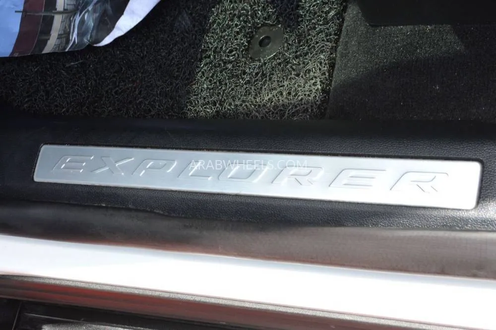 Ford Explorer 2020 for Sale in Sharjah Image-22