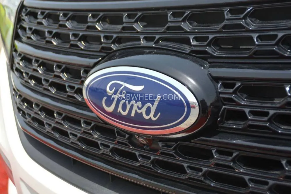 Ford Explorer 2020 for Sale in Sharjah Image-24