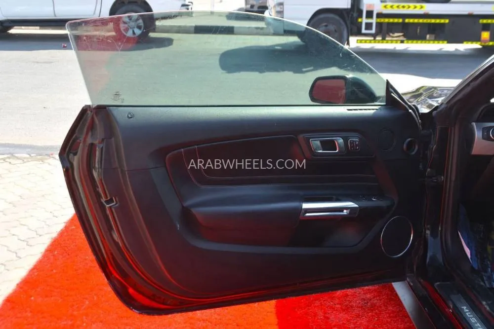 Ford Mustang 2022 for Sale in Sharjah Image-18