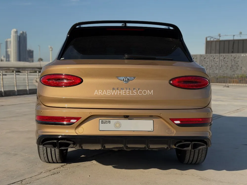 Bentley Bentayga 2022 for Sale in Dubai Image-16
