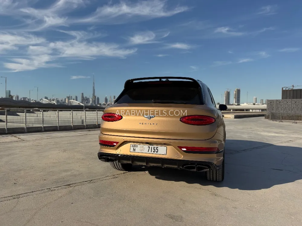 Bentley Bentayga 2022 for Sale in Dubai Image-14