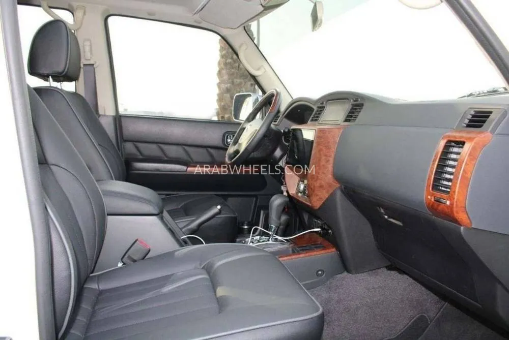 نيسان باترول 2023 for Sale in دبي Image-4