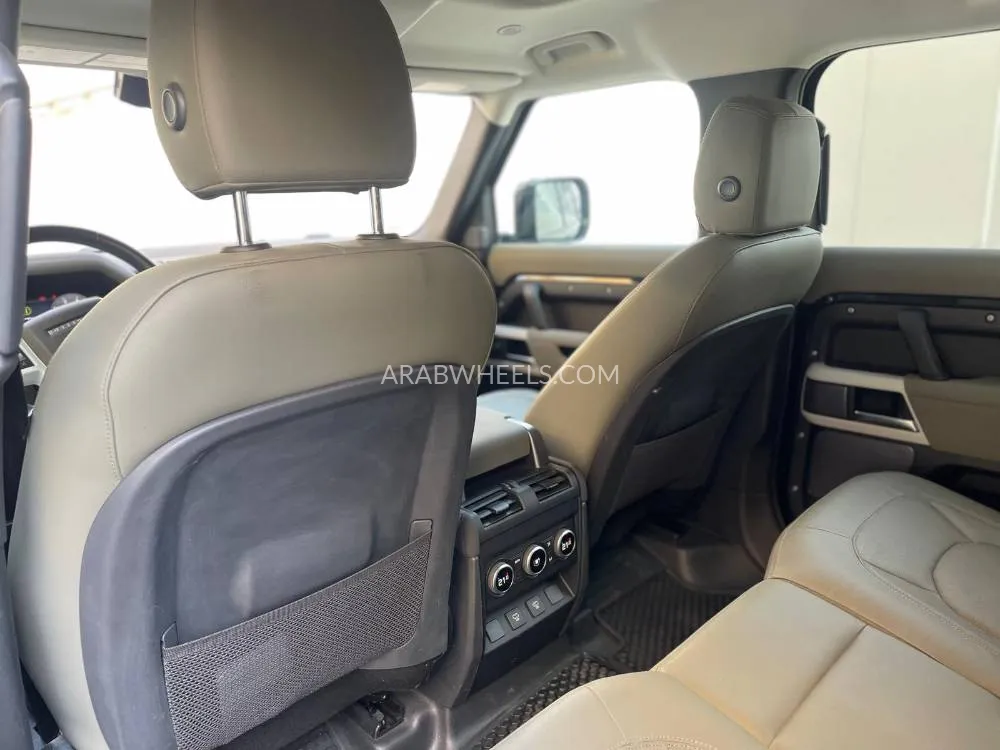 Land Rover Defender 2023 for Sale in Dubai Image-20