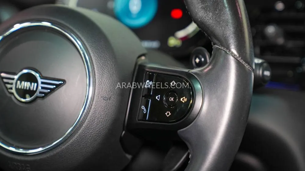 Mini Cooper 2023 for Sale in Abu Dhabi Image-14