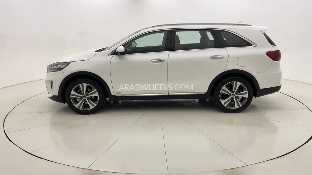 Kia Sorento 2019 for Sale in Dubai Image-6