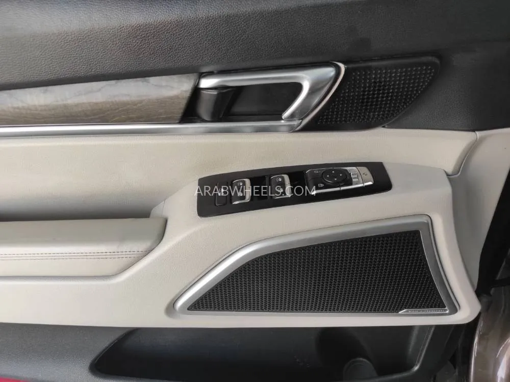 Kia Telluride 2020 for Sale in Sharjah Image-25