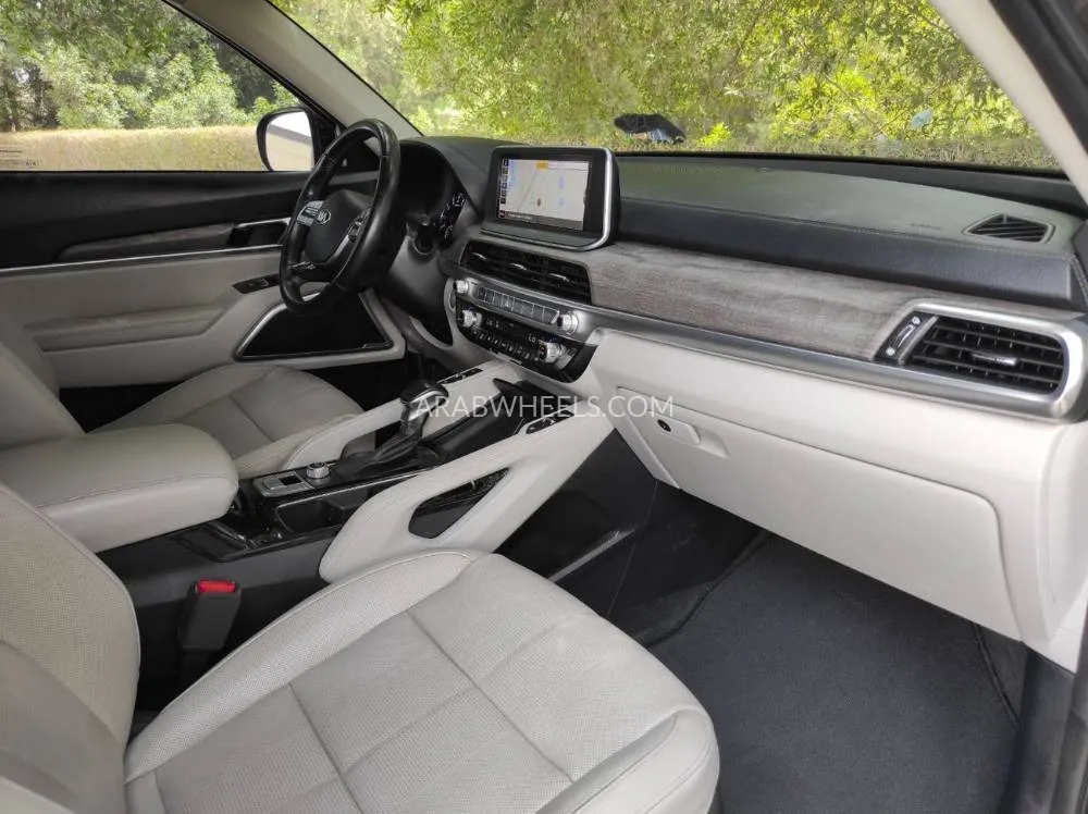 Kia Telluride 2020 for Sale in Sharjah Image-26