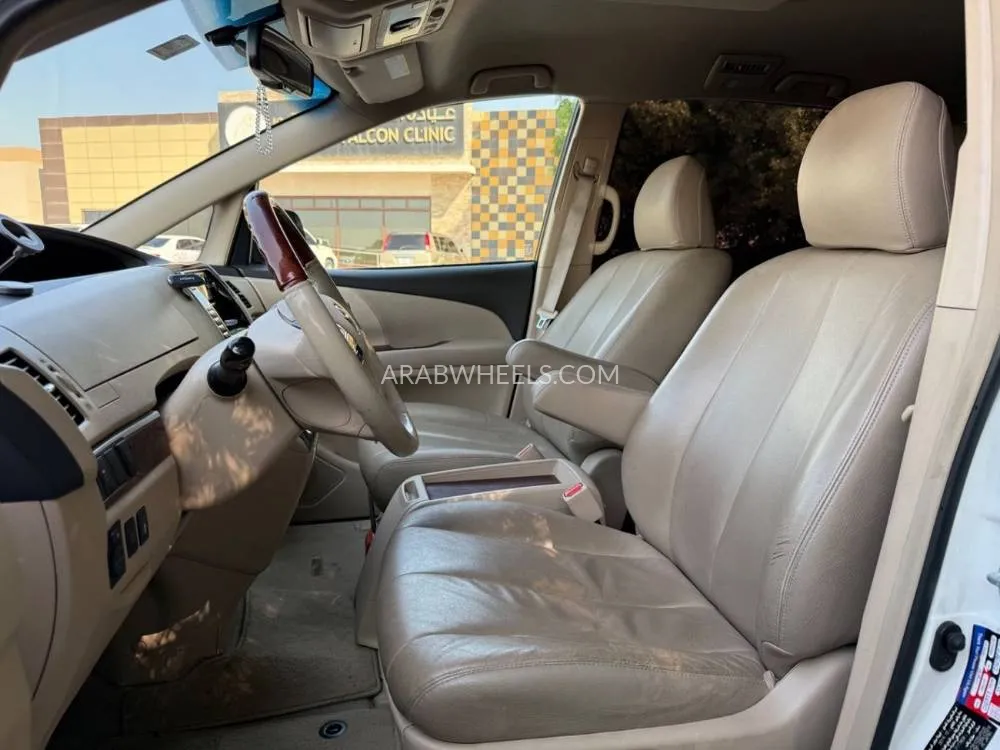 Toyota Previa 2020 for Sale in Sharjah Image-14