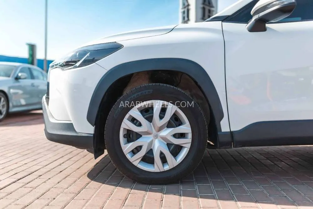تويوتا كورولا كروس 2023 for Sale in دبي Image-4