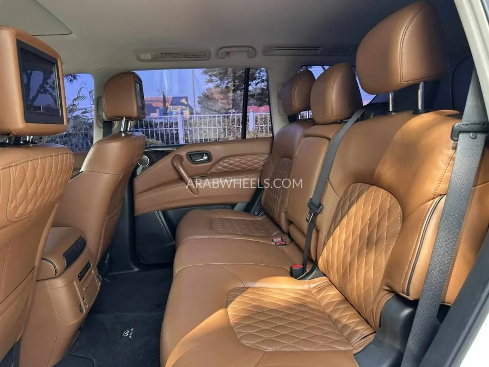 Infiniti QX80 2020 for Sale in Dubai Image-10