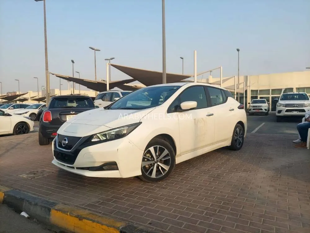 Nissan Leaf 2020 for Sale in Ajman Image-5