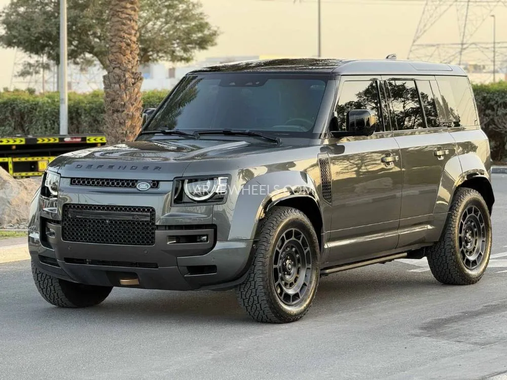 Land Rover Defender 2025 for Sale in Dubai Image-3