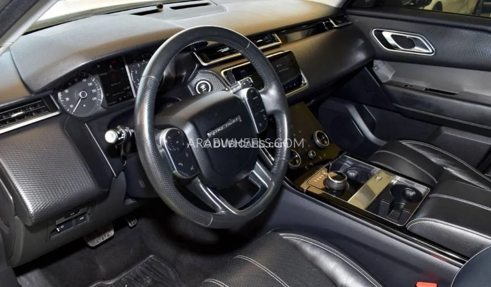 Land Rover Range Rover Velar 2018 for Sale in Dubai Image-4