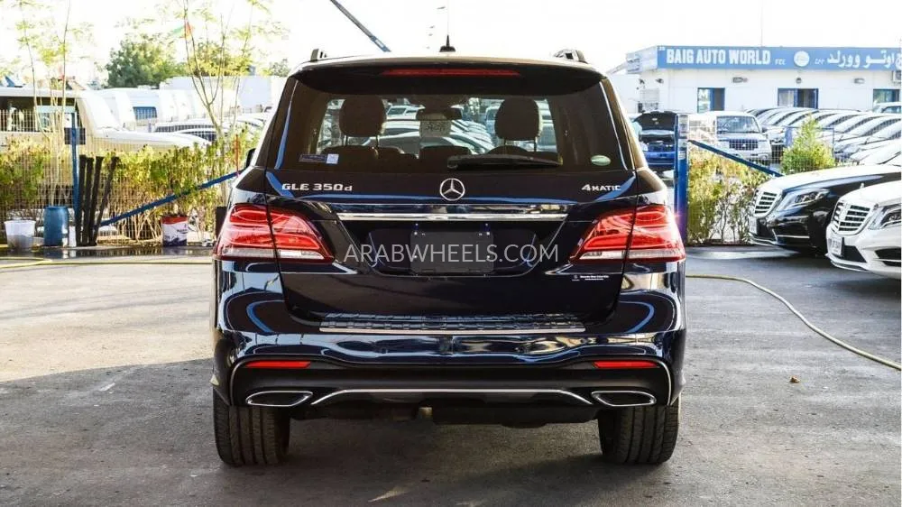 Mercedes Benz GLE Class 2016 for Sale in Dubai Image-15