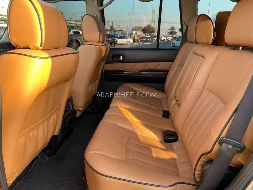 Nissan Patrol 2020 for Sale in Dubai Image-12