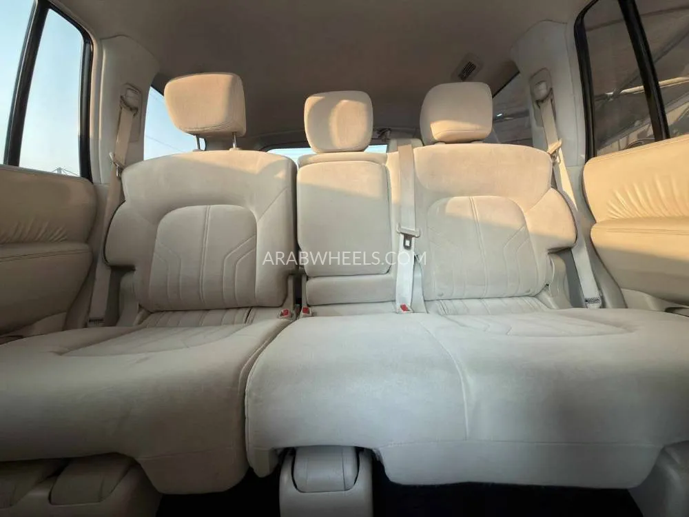 Nissan Patrol 2020 for Sale in Dubai Image-15