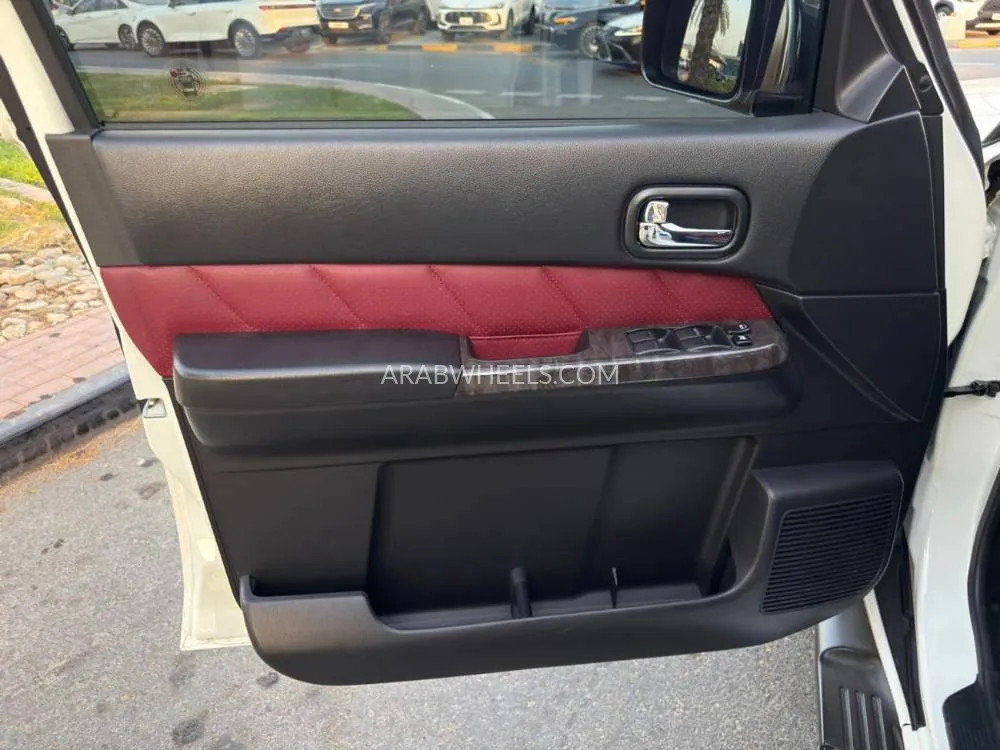 نيسان باترول 2024 for Sale in دبي Image-9