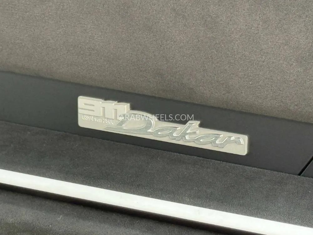 Porsche 911 2023 for Sale in Dubai Image-11