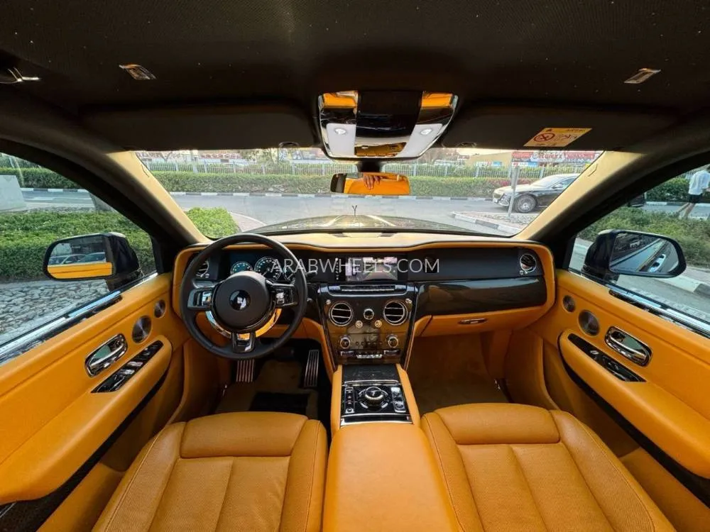 Rolls Royce Cullinan 2022 for Sale in Dubai Image-10