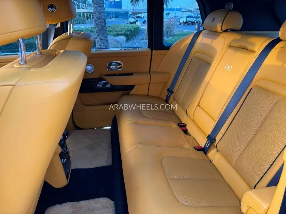 Rolls Royce Cullinan 2022 for Sale in Dubai Image-15