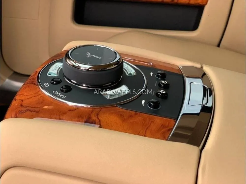 Rolls Royce Ghost 2016 for Sale in Dubai Image-15