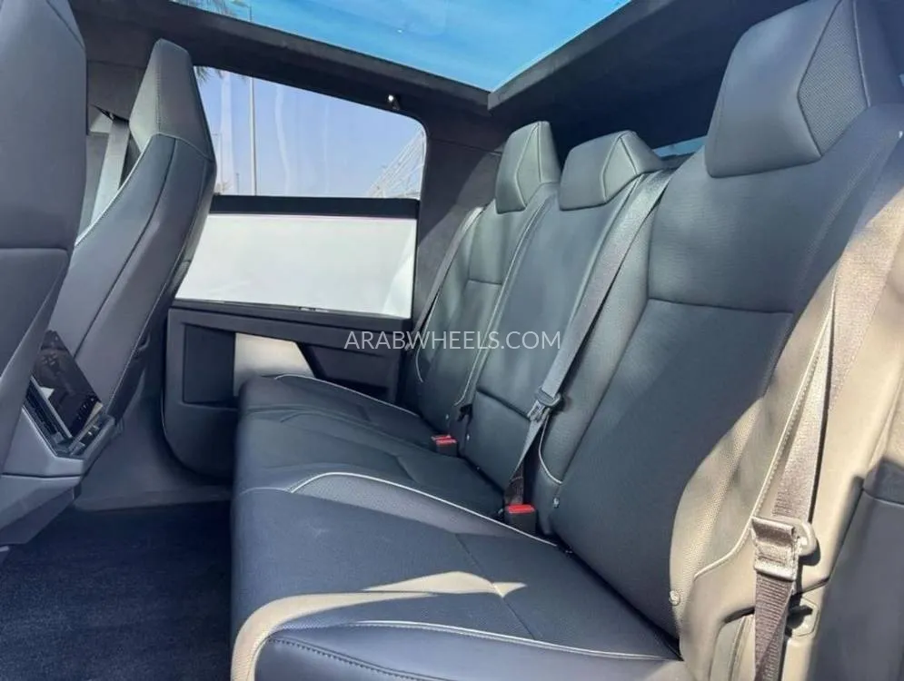 Tesla Cybertruck 2024 for Sale in Dubai Image-16