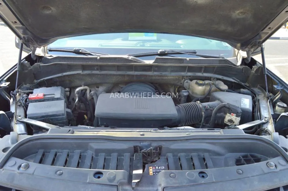 Chevrolet Silverado 2020 for Sale in Dubai Image-25