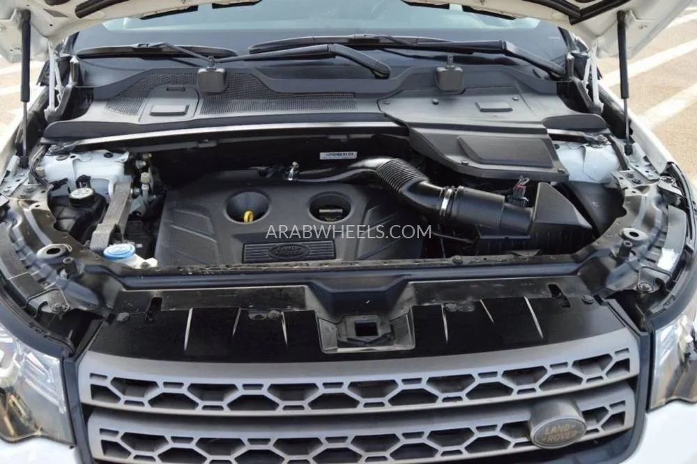 Land Rover Discovery Sport 2016 for Sale in Dubai Image-19