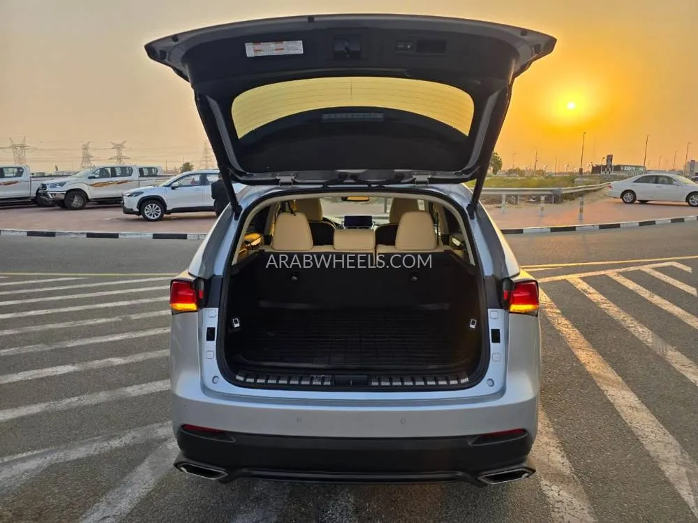 Lexus NX 2019 for Sale in Dubai Image-12