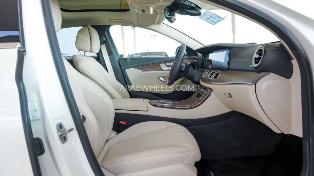 Mercedes Benz E Class 2022 for Sale in Dubai Image-12