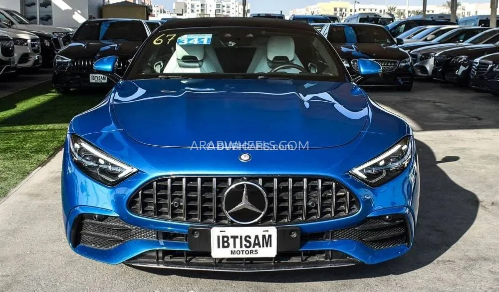 Mercedes Benz SL Class 2023 for Sale in Dubai Image-2