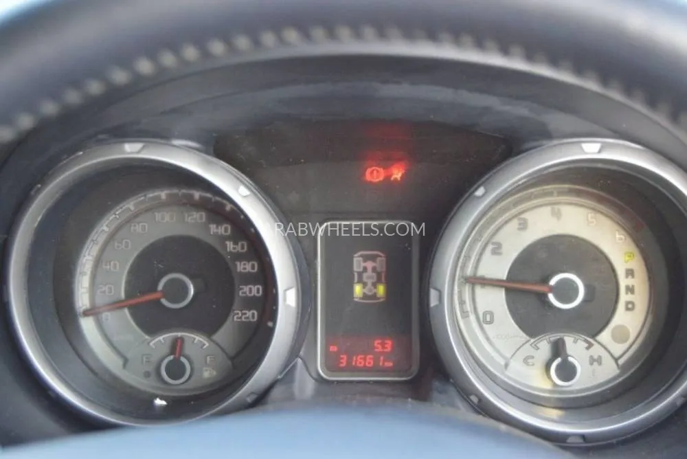 Mitsubishi Pajero 2020 for Sale in Dubai Image-11