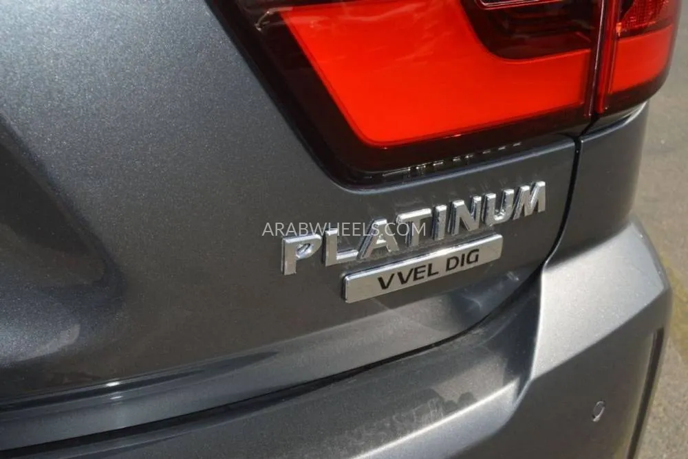 Nissan Patrol 2020 for Sale in Dubai Image-9