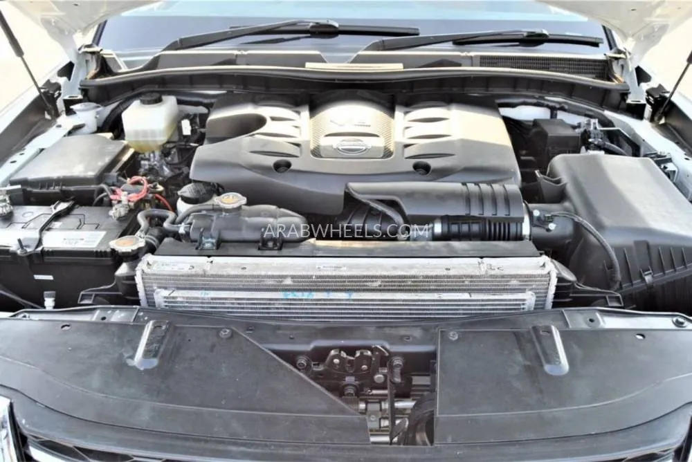 Nissan Patrol 2020 for Sale in Dubai Image-18