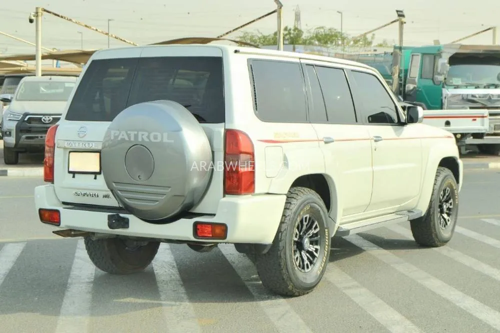 Nissan Patrol 2022 for Sale in Dubai Image-7