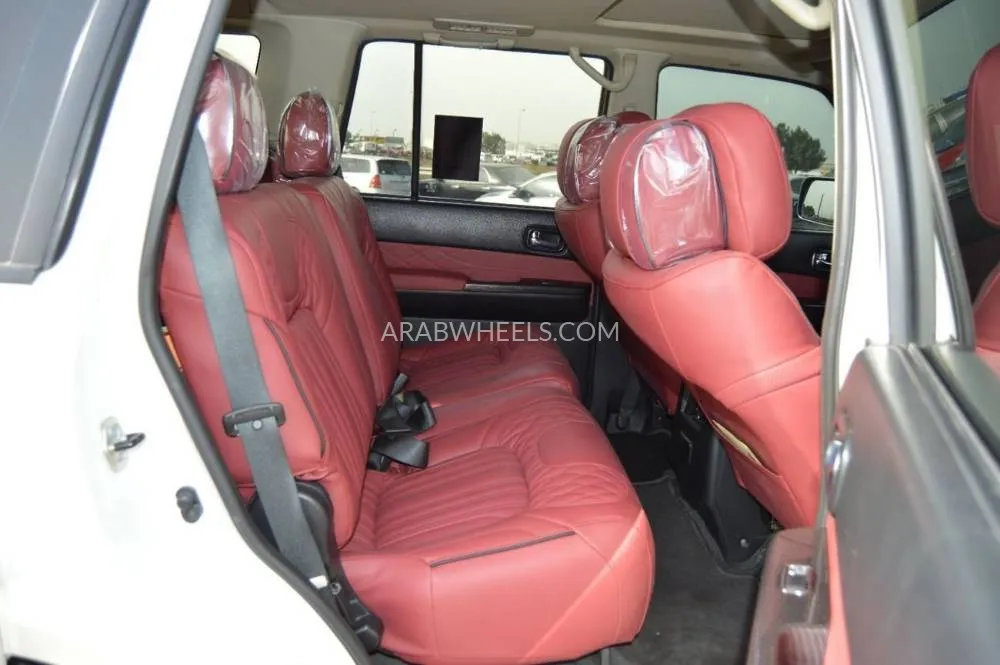 Nissan Patrol 2022 for Sale in Dubai Image-13